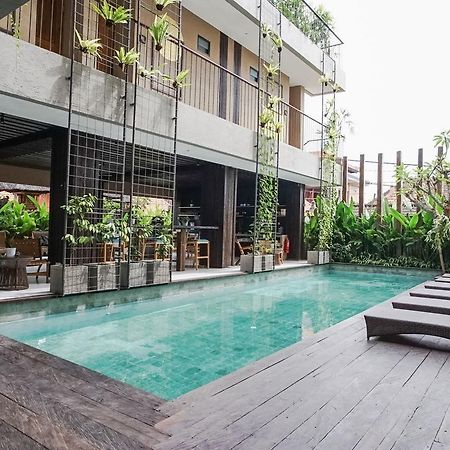 Tanaga Coliving Hotell Seminyak Exteriör bild